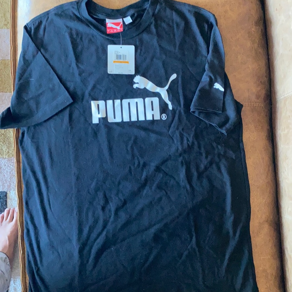 New with tags …. PUMA Logo Tee